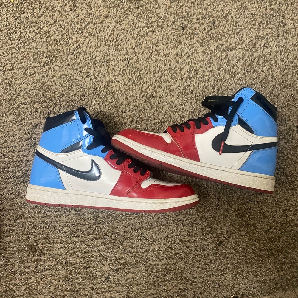 Jordan 1 retro high Fearless UNC Chicago